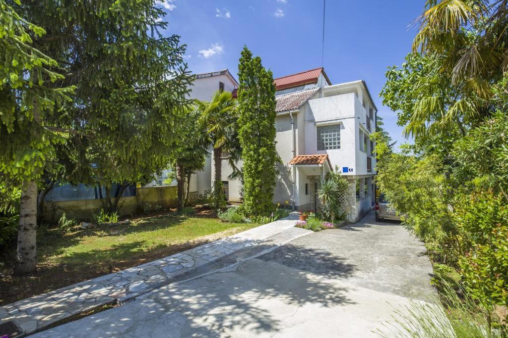 Apartman Laurus 马林斯卡 外观 照片